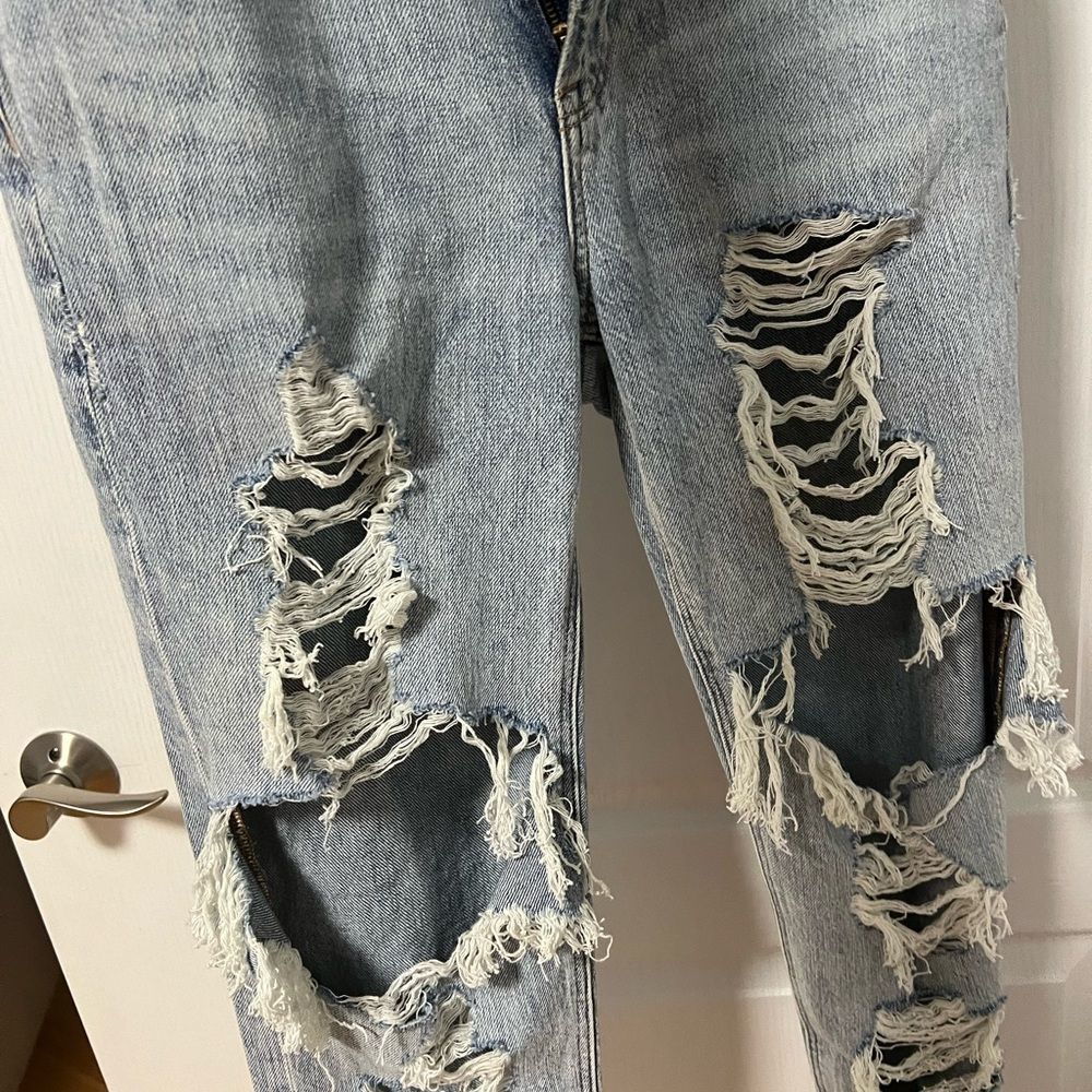 American Eagle, Size 2 Regular, Light Blue
